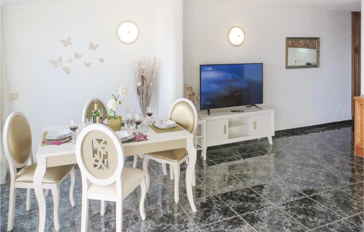 2 Bedroom Stunning Apartment In 托雷维耶哈 外观 照片